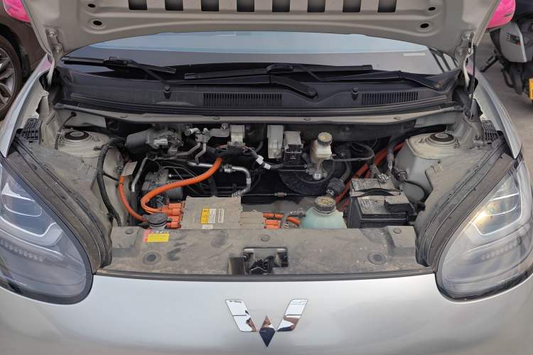 Used Wuling Bingo 2023 333 km Lingxi Connected+ Version Engine Bay