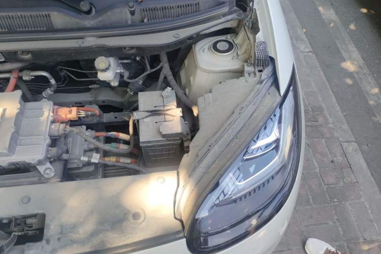 Used Wuling Bingo 2023 203km Comfort Edition Engine Bay Left