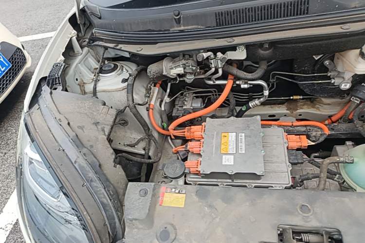 Used Wuling Bingo 2023 333 km Enjoyment Version Engine Bay Right