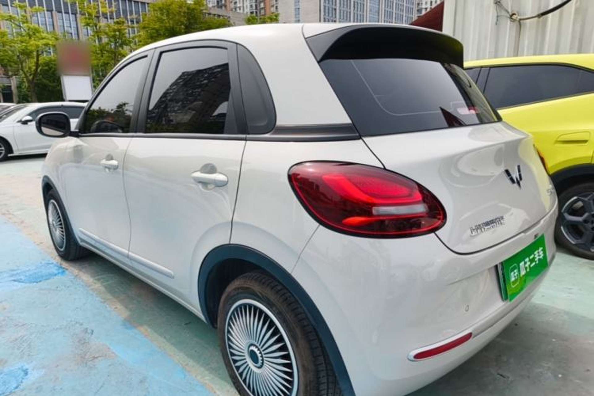 Used Wuling Bingo 2023 203km Light Edition Exterior 2