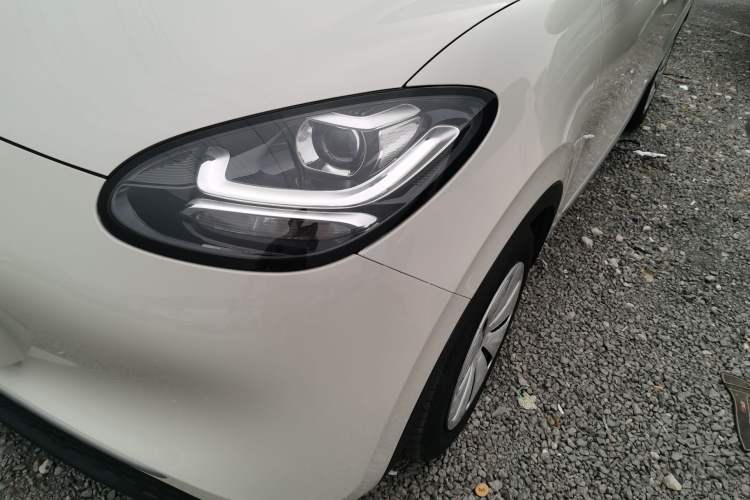 Used Wuling Bingo 2023 203km Light Edition Exterior 6