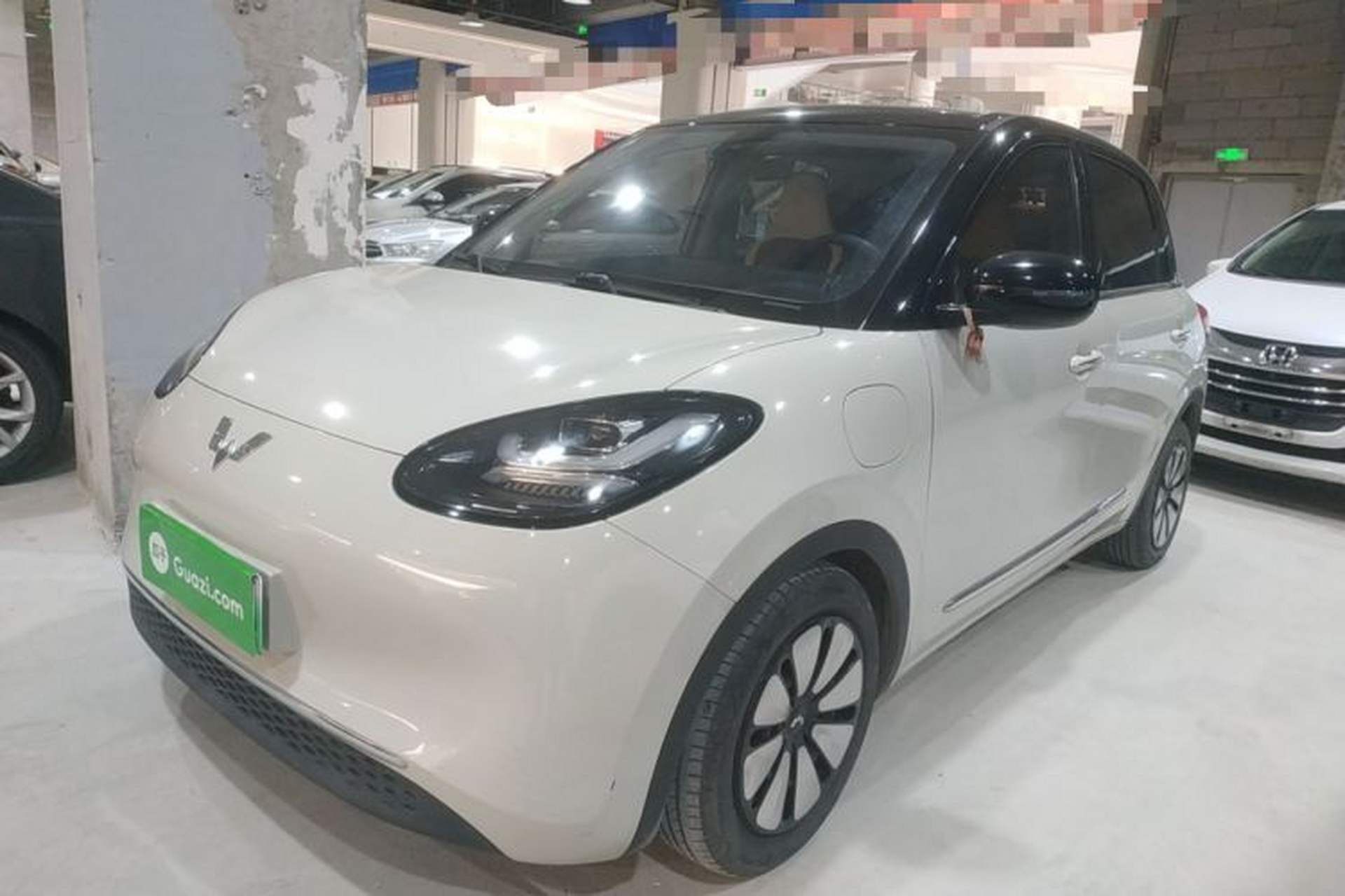 Used Wuling Bingo 2023 333 km Lingxi Connected Version Front Left 45 Deg