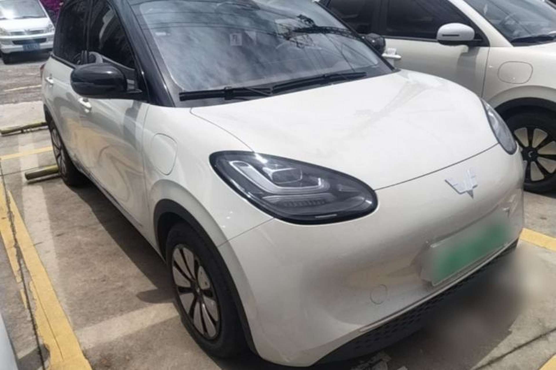 Used Wuling Bingo 2023 333 km Lingxi Connected Version Front Right 45 Deg