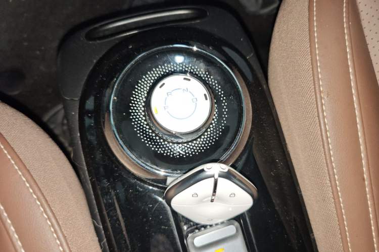 Used Wuling Bingo 2023 333 km Lingxi Connected+ Version Gear Lever