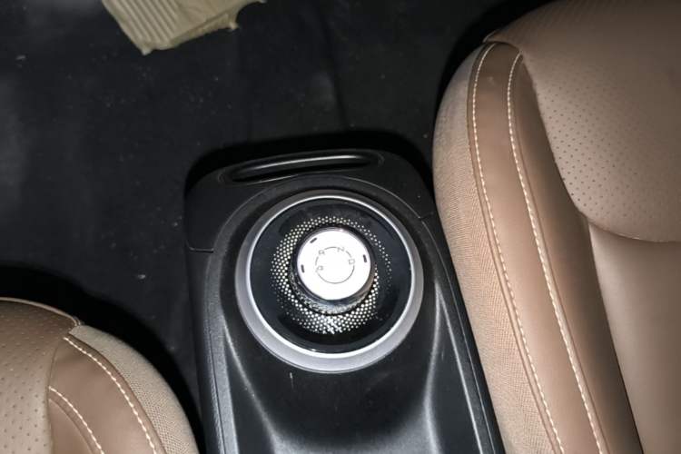Used Wuling Bingo 2023 203km Comfort Edition Gear Lever