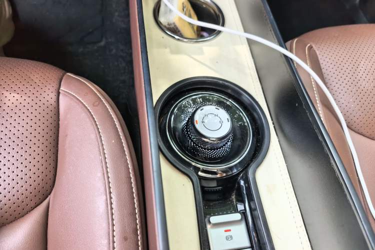 Used Wuling Bingo 2023 333 km Enjoyment Version Gear Lever