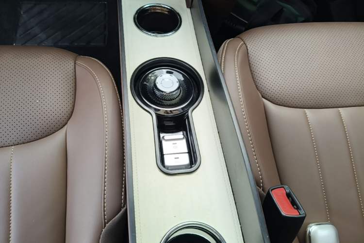Used Wuling Bingo 2023 410 km Lingxi Deluxe Edition Gear Lever