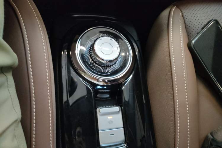 Used Wuling Bingo 2023 333 km Enjoyment Version Gear Lever