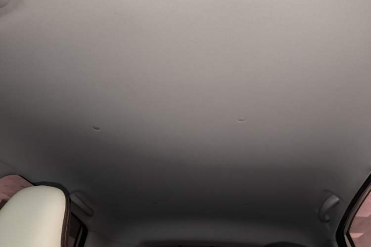 Used Wuling Bingo 2023 203km Comfort Edition Headliner