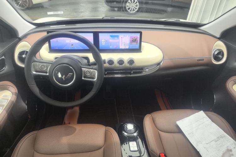 Used Wuling Bingo 2023 333 km Lingxi Connected+ Version Interior 3