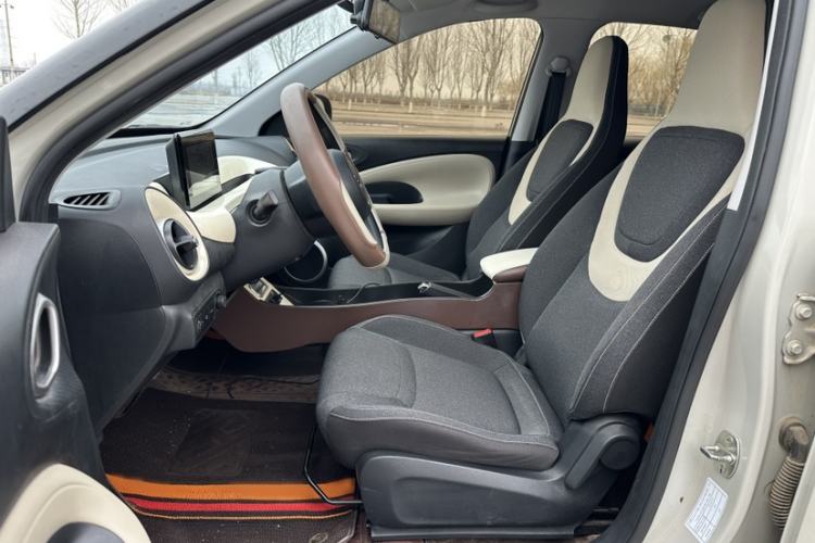 Used Wuling Bingo 2023 203km Light Edition Interior 4