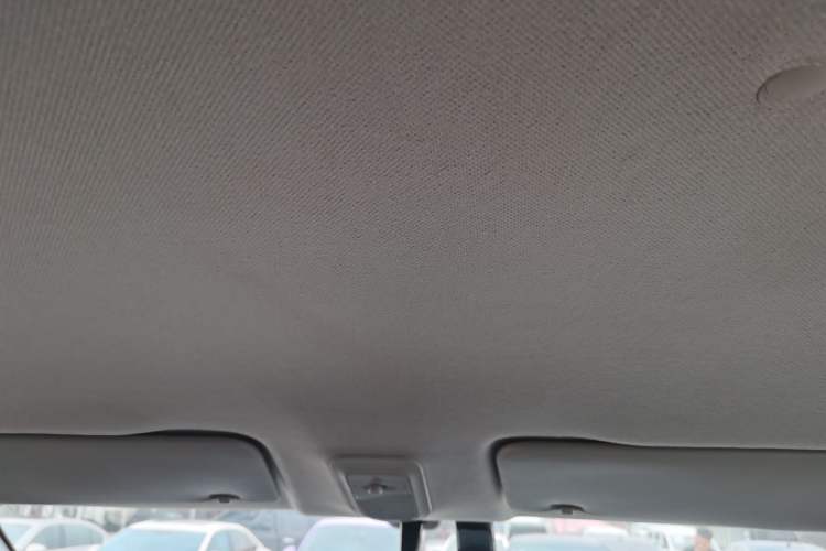 Used Wuling Bingo 2023 203km Light Edition Interior 7