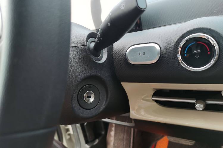 Used Wuling Bingo 2023 203km Light Edition Interior 8