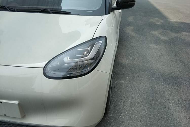 Used Wuling Bingo 2023 333 km Lingxi Connected Version Left Front Headlight