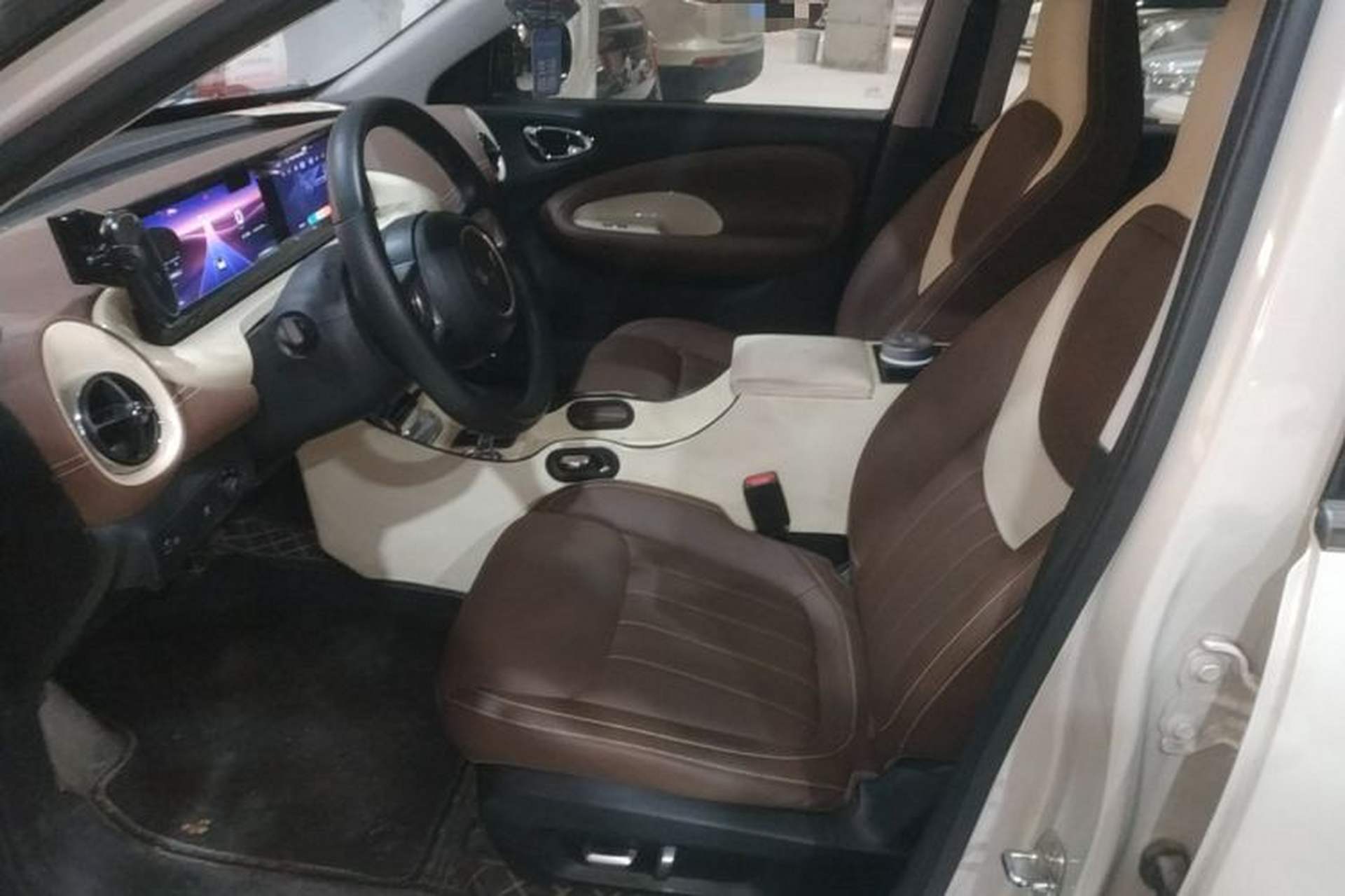 Used Wuling Bingo 2023 333 km Lingxi Connected Version Left Front Seat