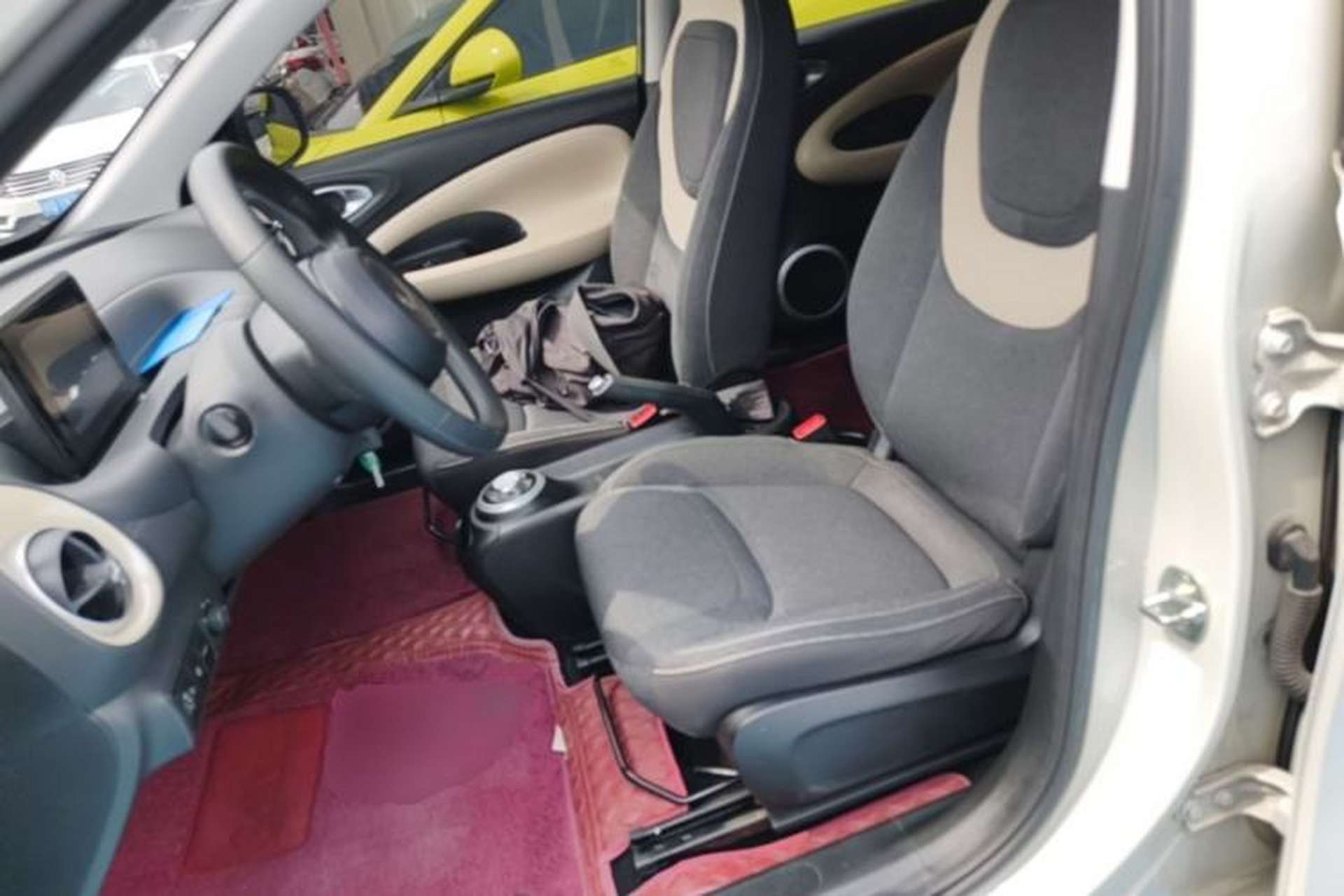 Used Wuling Bingo 2023 203km Light Edition Left Front Seat