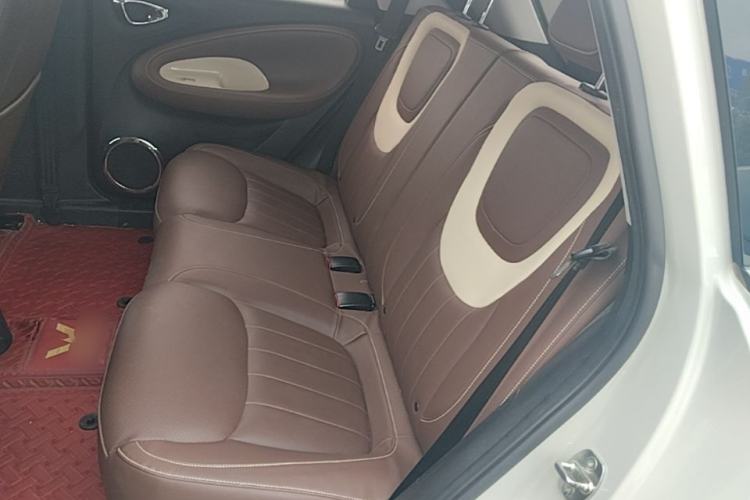 Used Wuling Bingo 2023 333 km Lingxi Connected Version Left Rear Seat
