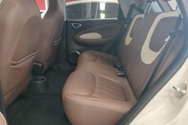 Used Wuling Bingo 2023 333 km Enjoyment Version Left Rear Seat