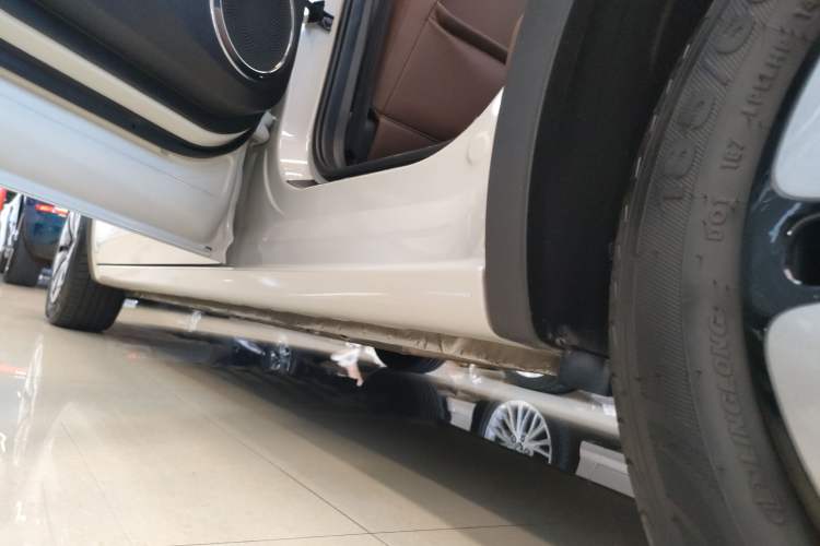 Used Wuling Bingo 2023 333 km Enjoyment Version Left Side Sill