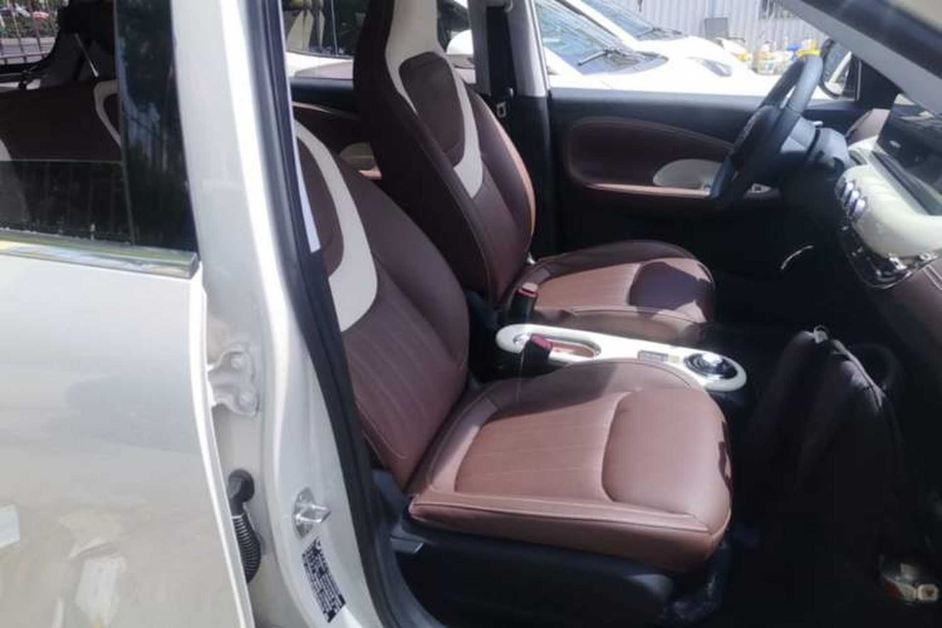 Used Wuling Bingo 2023 333 km Lingxi Connected+ Version Right Front Seat