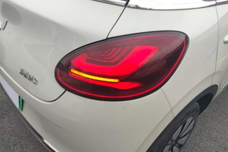 Used Wuling Bingo 2023 333 km Lingxi Connected Version Right Rear Taillight