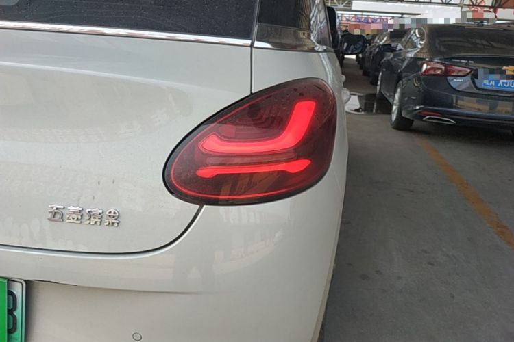 Used Wuling Bingo 2023 333 km Lingxi Connected+ Version Right Rear Taillight
