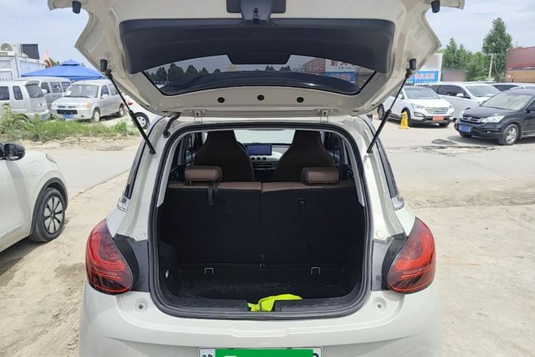 Used Wuling Bingo 2023 333 km Lingxi Connected+ Version Trunk