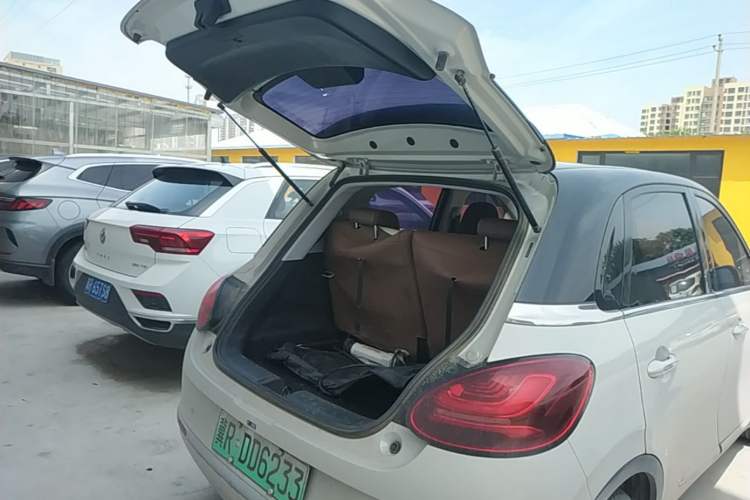 Used Wuling Bingo 2023 203km Comfort Edition Trunk