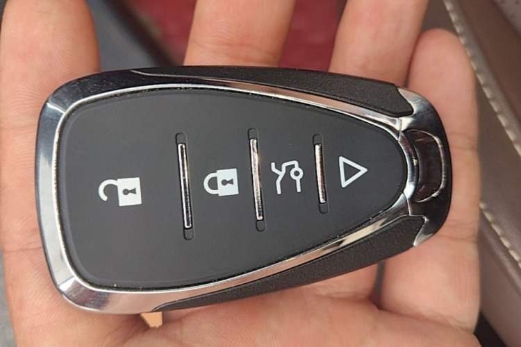 Used Wuling Bingo 2023 333 km Lingxi Connected Version Vehicle Key