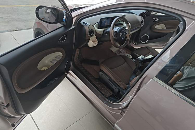 Used Wuling Bingo 2023 333 km Enjoyment Version Driver Seat