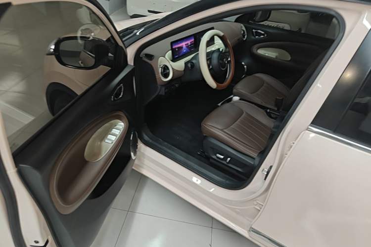 Used Wuling Bingo 2023 333 km Lingxi Connected+ Version Driver Seat