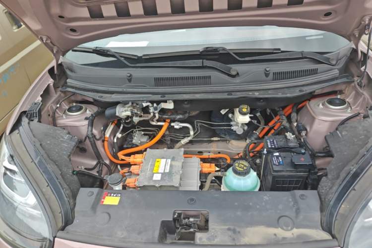 Used Wuling Bingo 2023 333 km Lingxi Connected Version Engine Bay