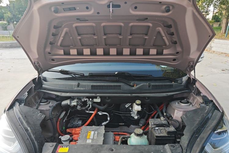 Used Wuling Bingo 2023 333 km Lingxi Connected Version Engine Bay