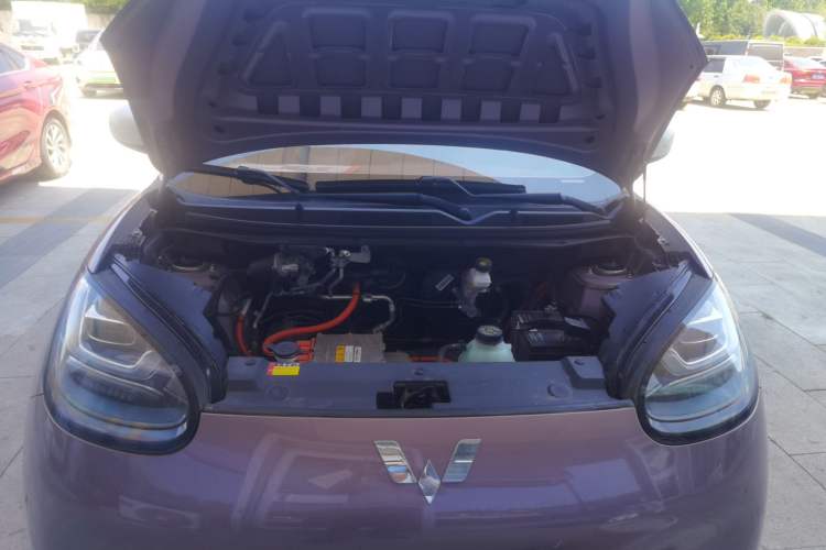 Used Wuling Bingo 2023 333 km Lingxi Connected Version Engine Bay
