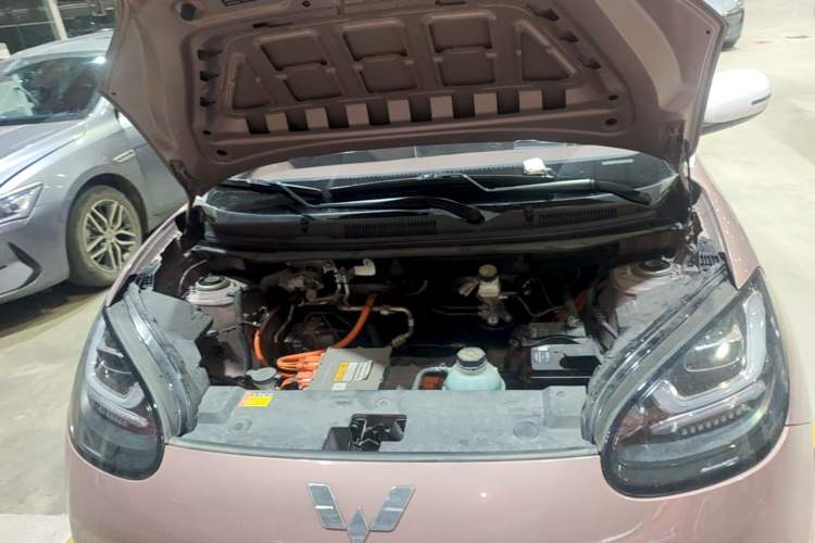 Used Wuling Bingo 2023 333 km Enjoyment Version Engine Bay