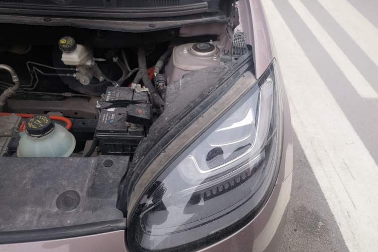 Used Wuling Bingo 2023 333 km Enjoyment Version Engine Bay Left