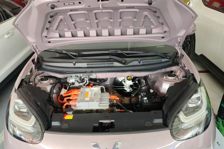 Used Wuling Bingo 2023 203km Light Edition Engine Bay