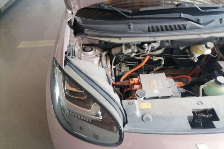 Used Wuling Bingo 2023 333 km Enjoyment Version Engine Bay Right