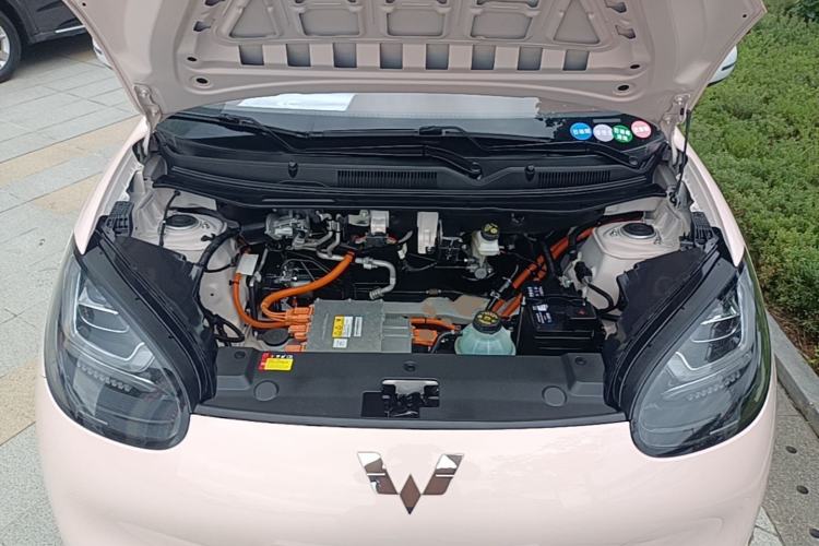 Used Wuling Bingo 2023 333 km Lingxi Connected+ Version Engine Bay