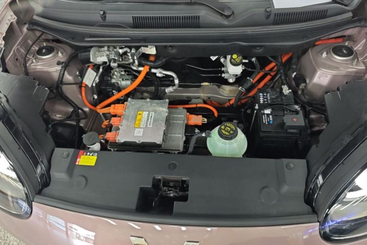 Used Wuling Bingo 2023 333 km Lingxi Connected+ Version Engine Bay