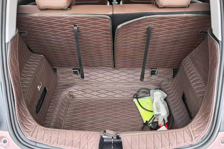 Used Wuling Bingo 2023 333 km Lingxi Connected Version Exterior 10