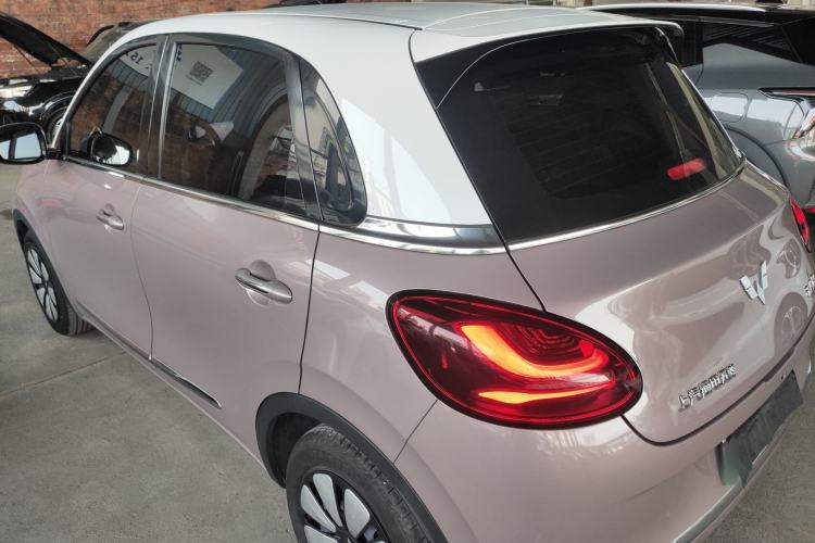 Used Wuling Bingo 2023 203km Comfort Edition Exterior 2
