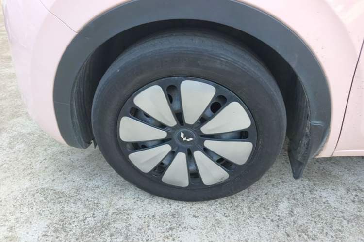 Used Wuling Bingo 2023 410 km Lingxi Deluxe Edition Exterior 4