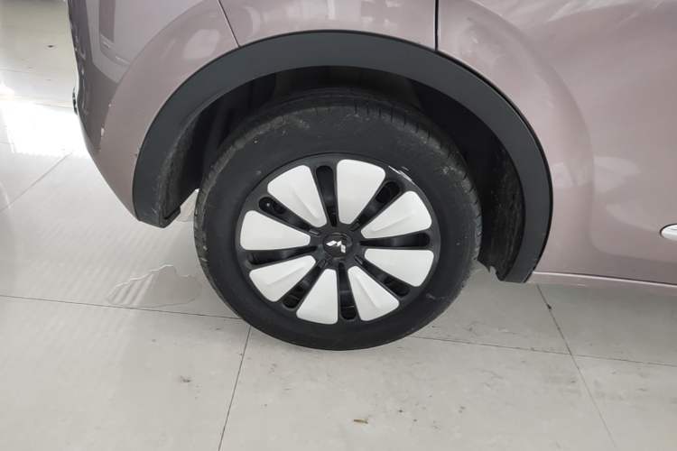 Used Wuling Bingo 2023 333 km Lingxi Connected+ Version Exterior 5