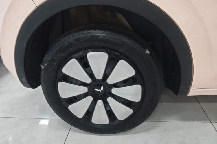 Used Wuling Bingo 2023 410 km Lingxi Deluxe Edition Exterior 5