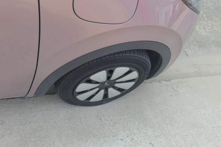 Used Wuling Bingo 2023 333km Enjoy+ Version Exterior 5