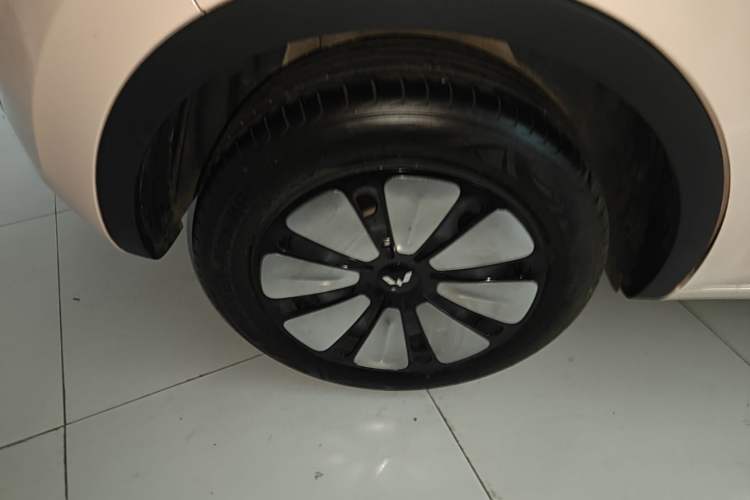 Used Wuling Bingo 2023 333 km Lingxi Connected+ Version Exterior 5