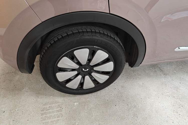 Used Wuling Bingo 2023 333 km Lingxi Connected Version Exterior 5