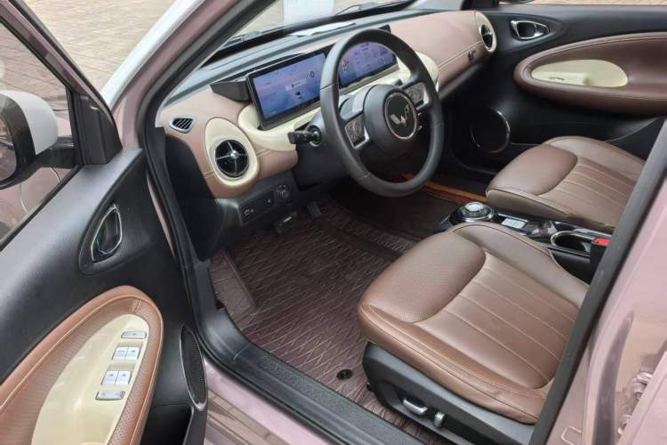 Used Wuling Bingo 2023 333 km Lingxi Connected Version Exterior 8
