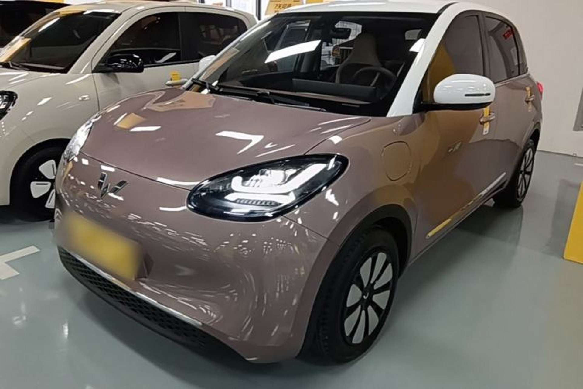 Used Wuling Bingo 2023 333 km Lingxi Connected Version Front Left 45 Deg